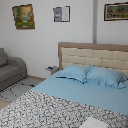 Klent Studio Apartment Pogradec Extérieur photo