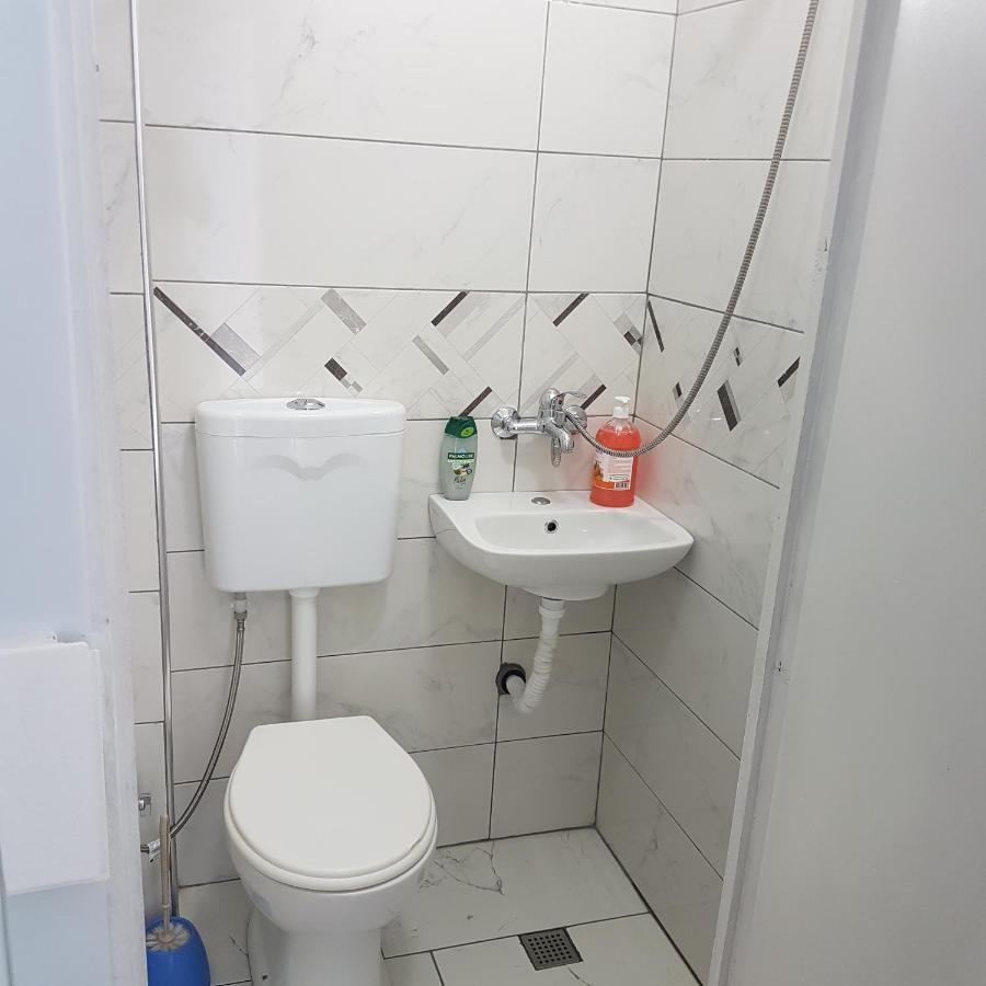 Klent Studio Apartment Pogradec Extérieur photo