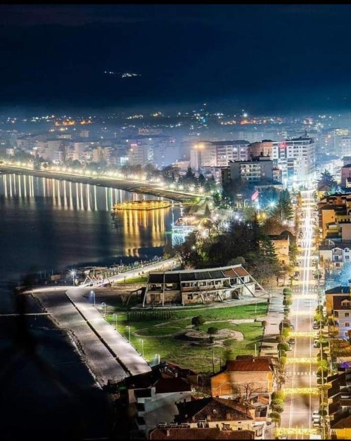 Klent Studio Apartment Pogradec Extérieur photo