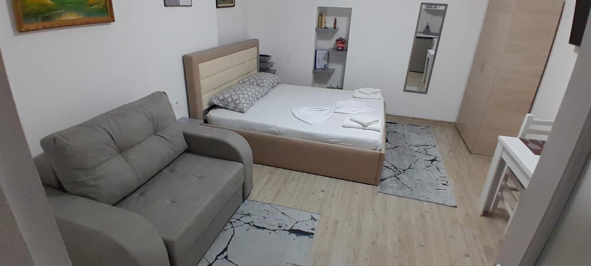 Klent Studio Apartment Pogradec Extérieur photo