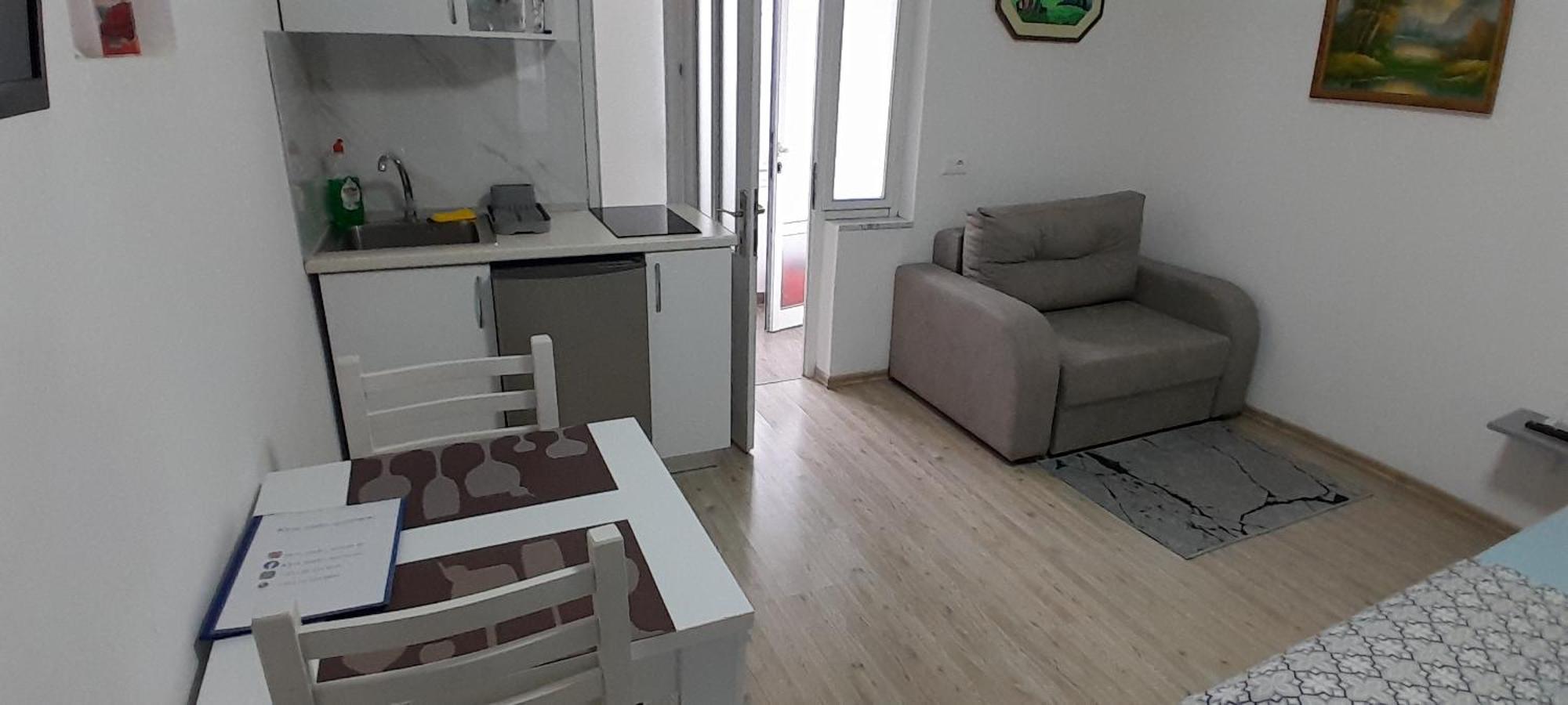 Klent Studio Apartment Pogradec Extérieur photo